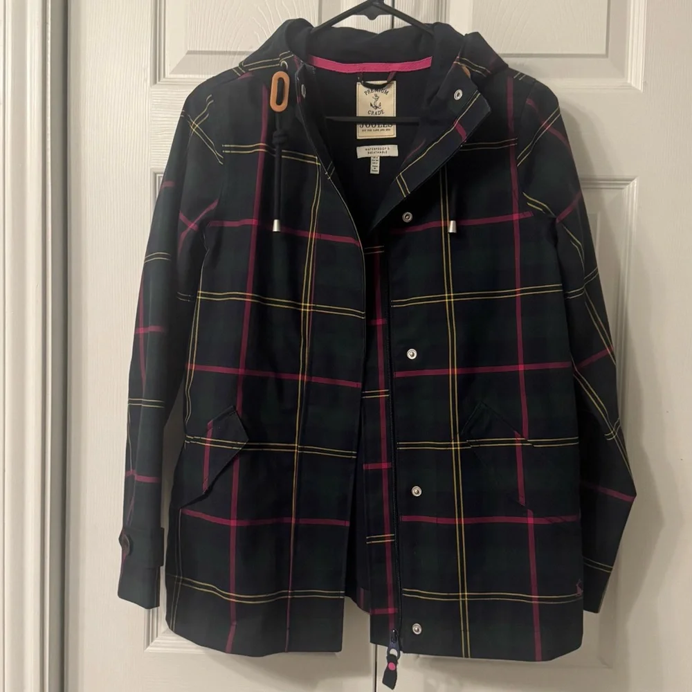 Joules Right as Rain Print Waterproof Hooded Jacket - Picture 6 of 10